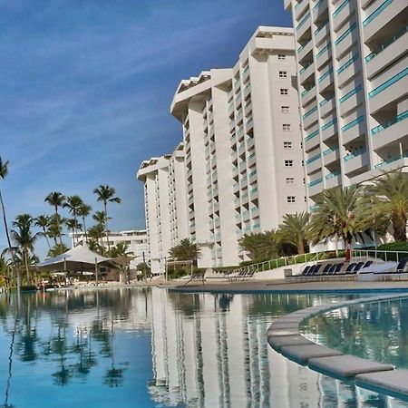 Marbella Towers Beachfront 2 Bedrooms Juan Dolio Kültér fotó