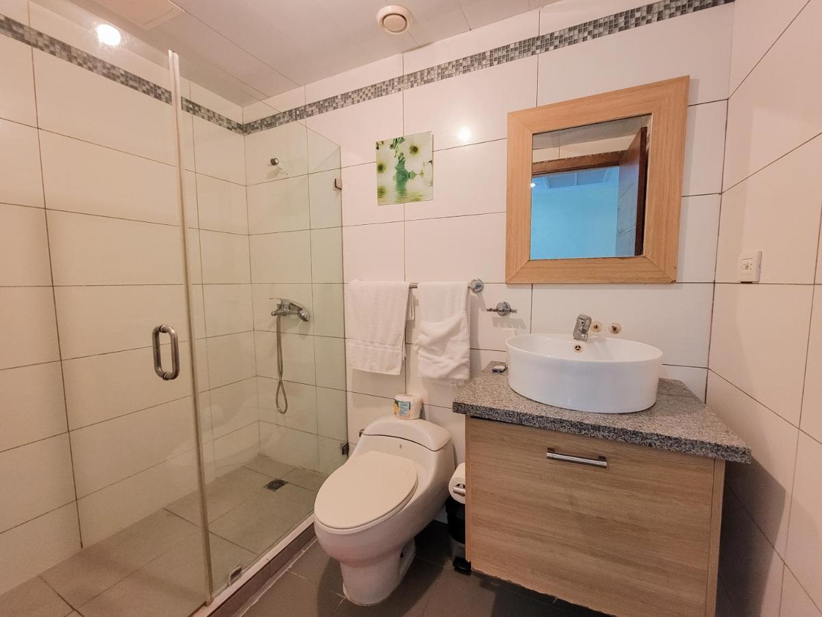Marbella Towers Beachfront 2 Bedrooms Juan Dolio Kültér fotó